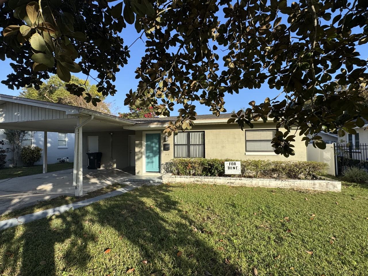 515 E Miller St #NA - Photo 2 of 24