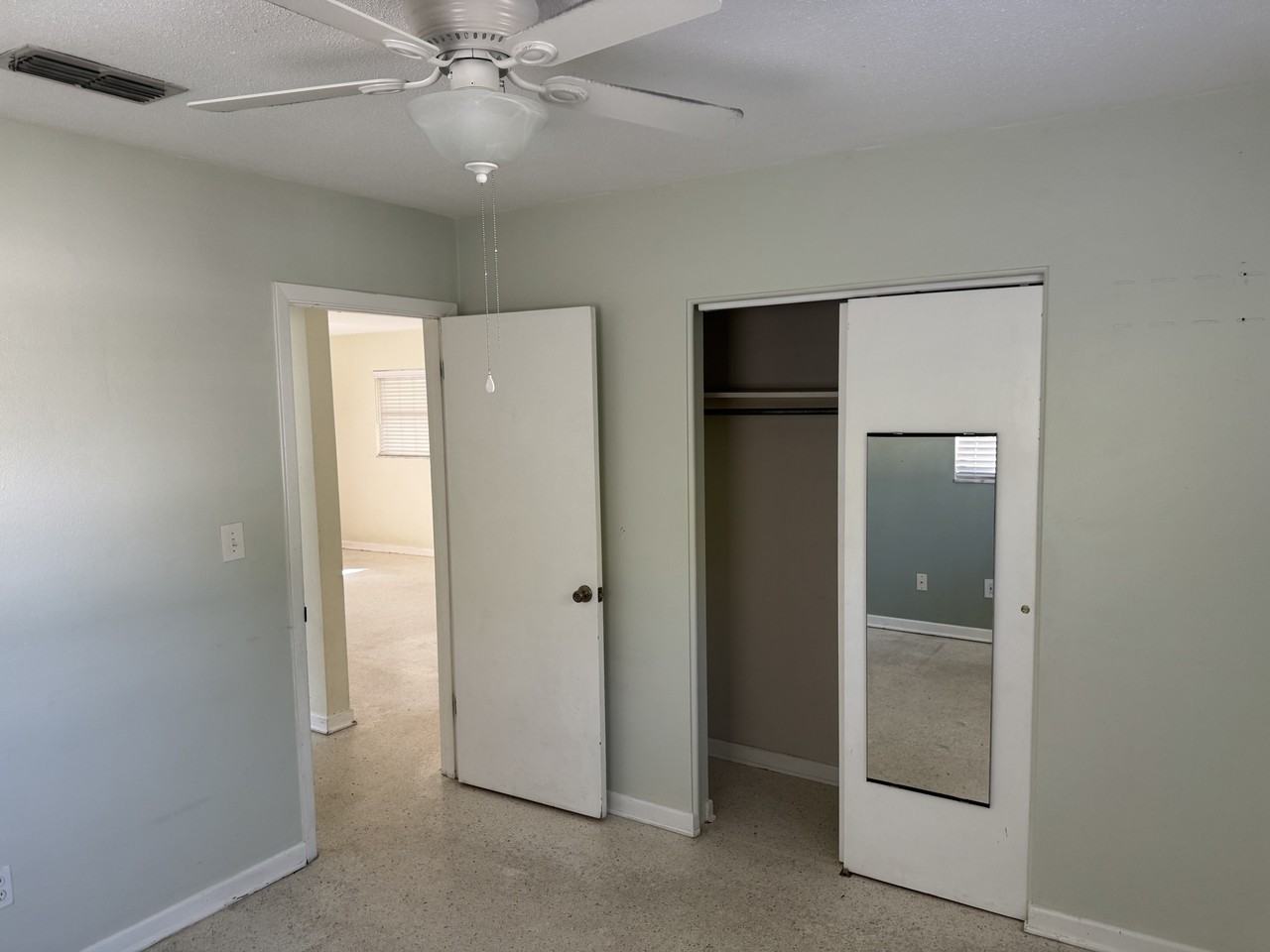 515 E Miller St #NA - Photo 7 of 24