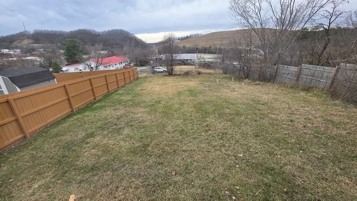 1411 Saint Louis St - Photo 7 of 7