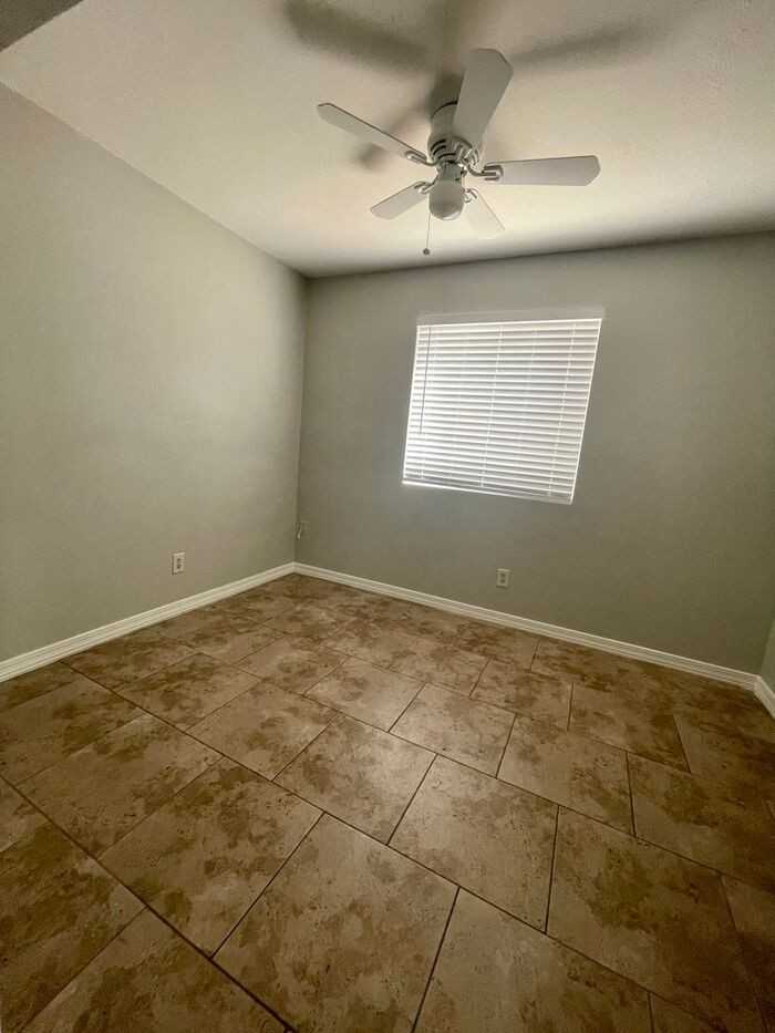 852 N Revere #102 - Photo 4 of 13