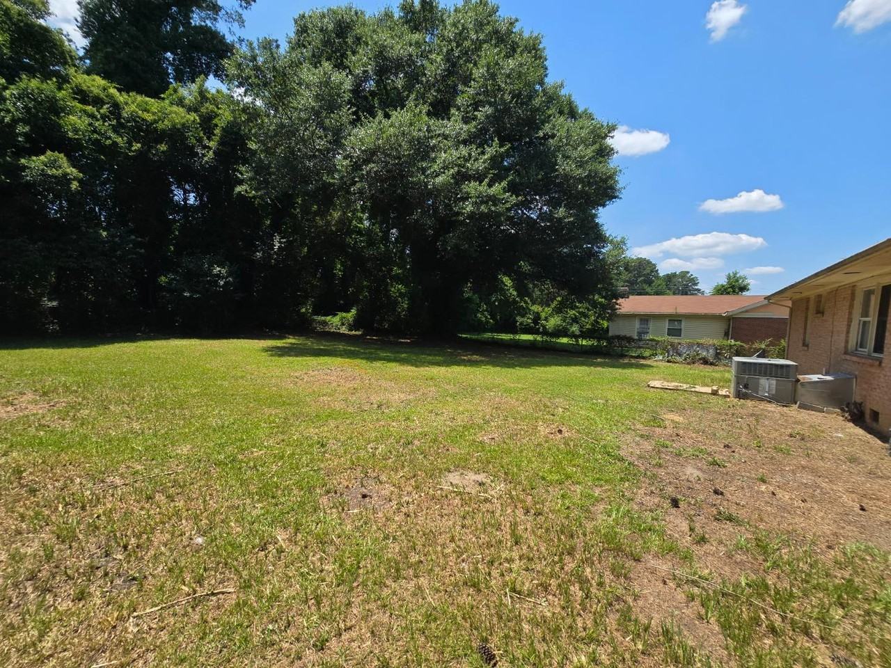 4617 Belford Rd - Photo 4 of 14