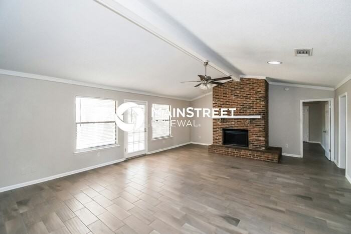 12620 Dunraven Trl - Photo 2 of 18