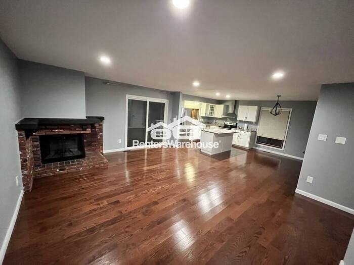 1225 Traverton Dr - Photo 5 of 20