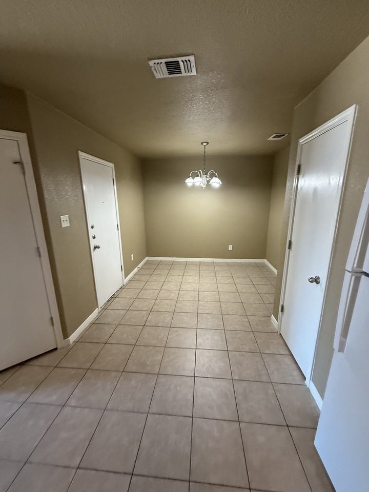 2607 Cody Poe Rd #B - Photo 3 of 12