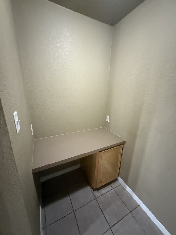 2607 Cody Poe Rd #B - Photo 5 of 12