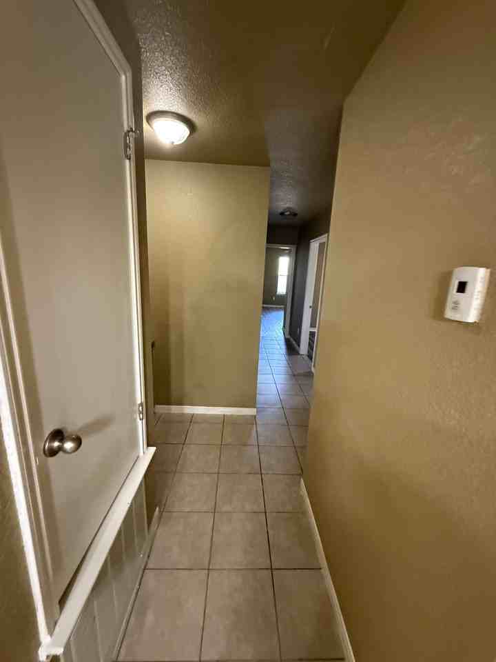 2607 Cody Poe Rd #B - Photo 6 of 12