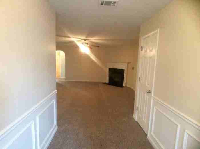 1894 Roble Dr - Photo 3 of 24