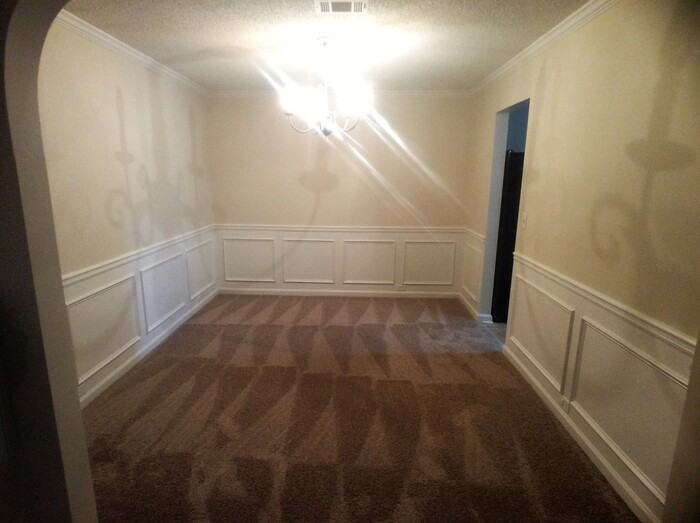 1894 Roble Dr - Photo 5 of 24