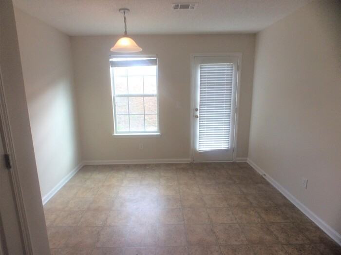 1894 Roble Dr - Photo 7 of 24