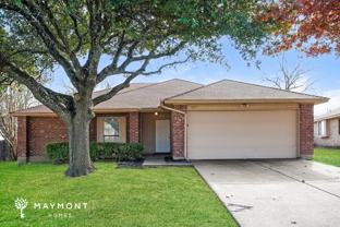 827 Bentle St - Photo 1 of 1