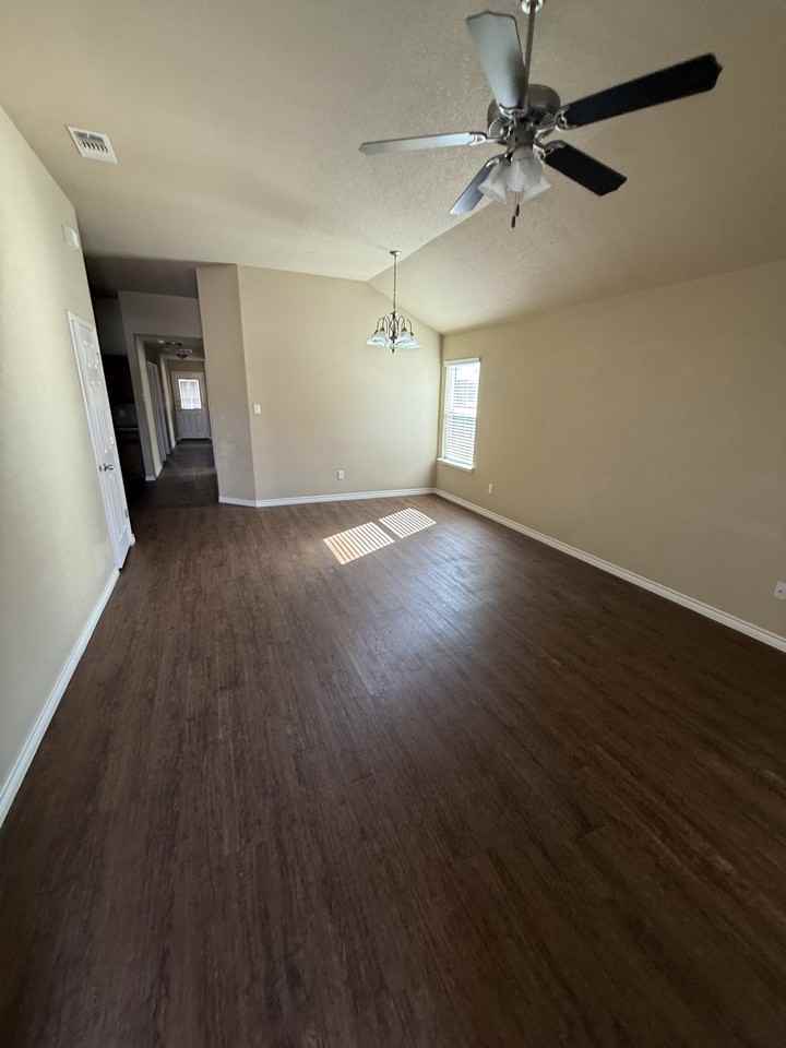 402 Study Hall Loop #B - Photo 2 of 14