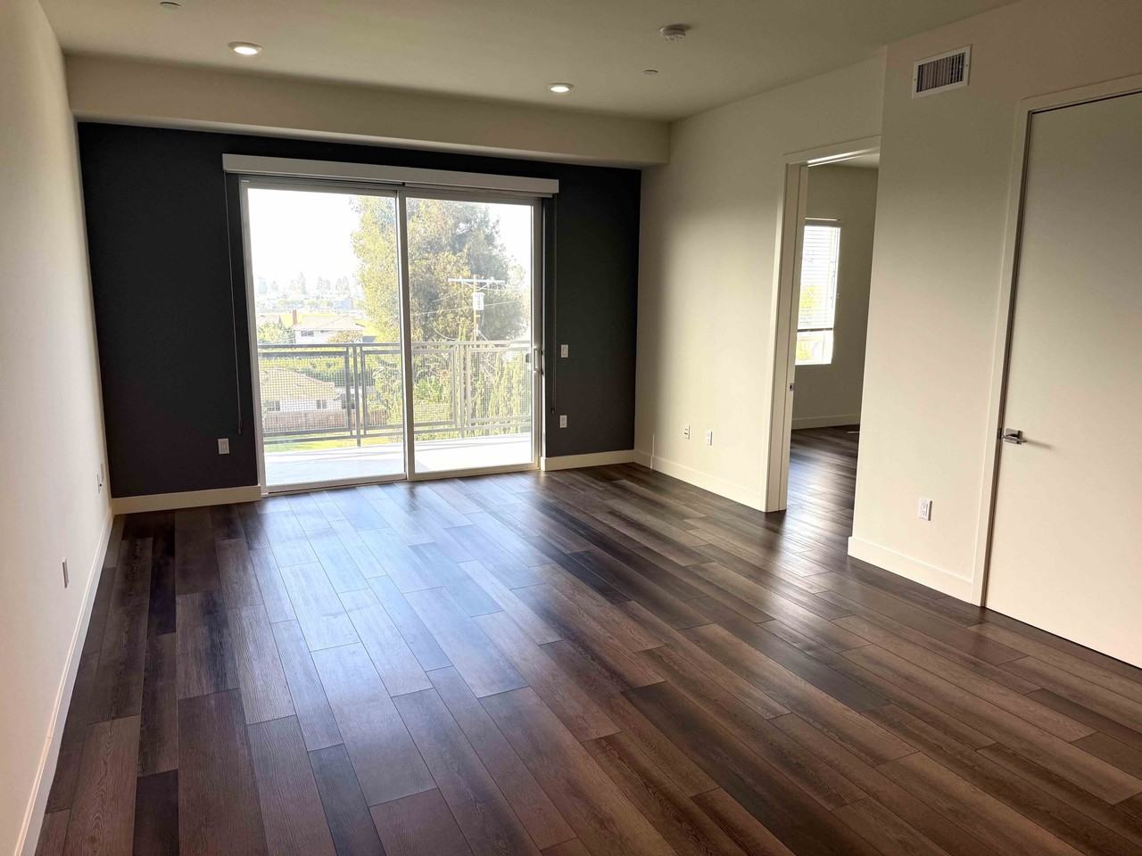 4965 S Centinela Ave #423 - Photo 3 of 11