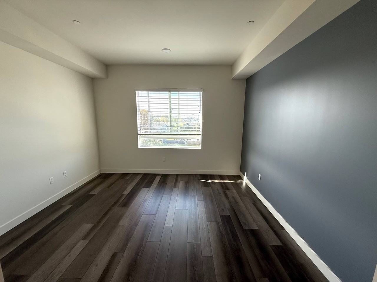 4965 S Centinela Ave #423 - Photo 7 of 11