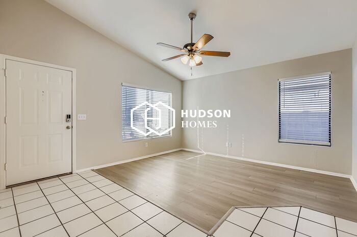 3128 W Robin Ln - Photo 5 of 30