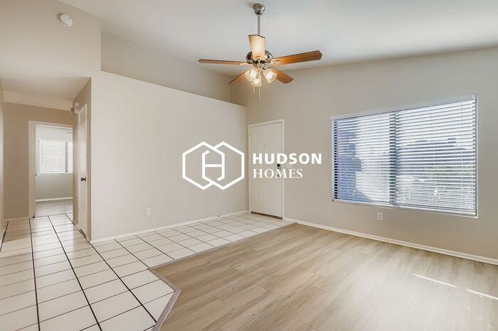 3128 W Robin Ln - Photo 6 of 30