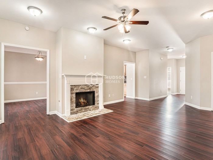 863 Narrows Point Dr - Photo 7 of 28