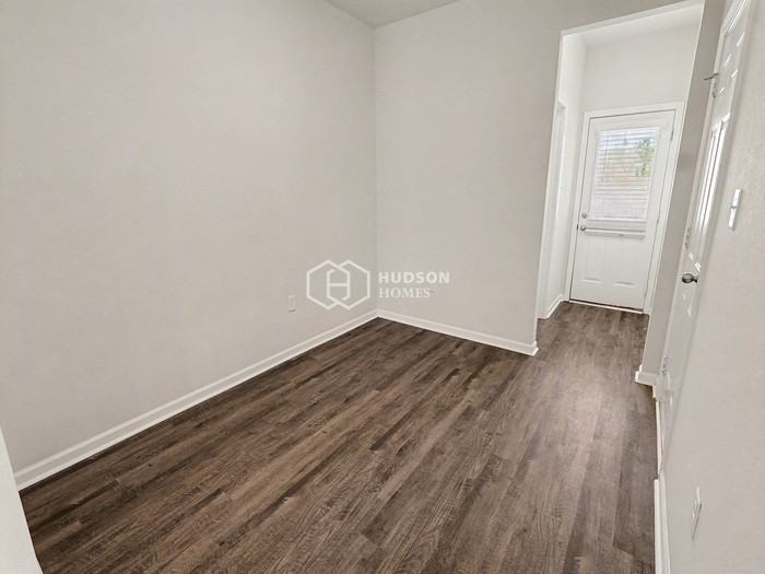 6221 Rainbow Row - Photo 5 of 27