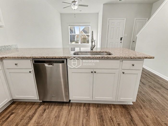 6221 Rainbow Row - Photo 7 of 27