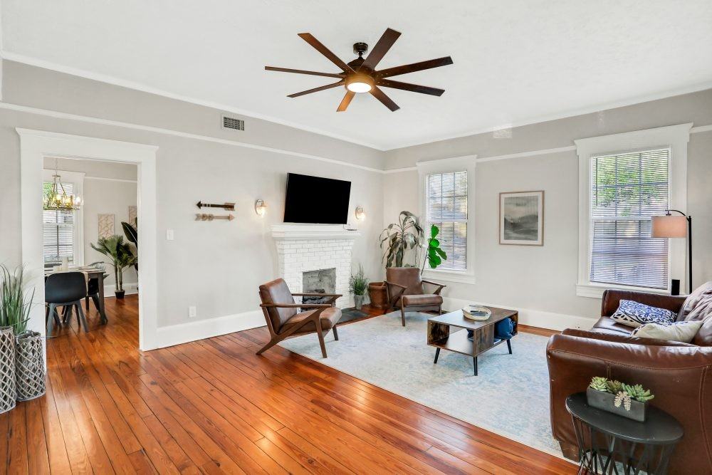 1104 Lasalle St #1 - Photo 4 of 22