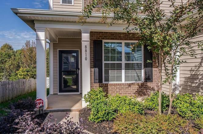 8810 Douglas Palace Ct - Photo 2 of 26