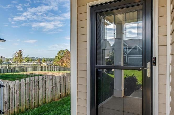 8810 Douglas Palace Ct - Photo 3 of 26