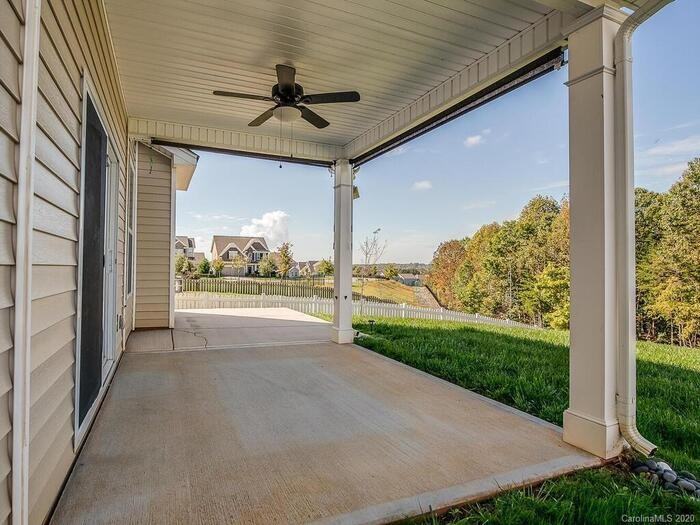 8810 Douglas Palace Ct - Photo 5 of 26