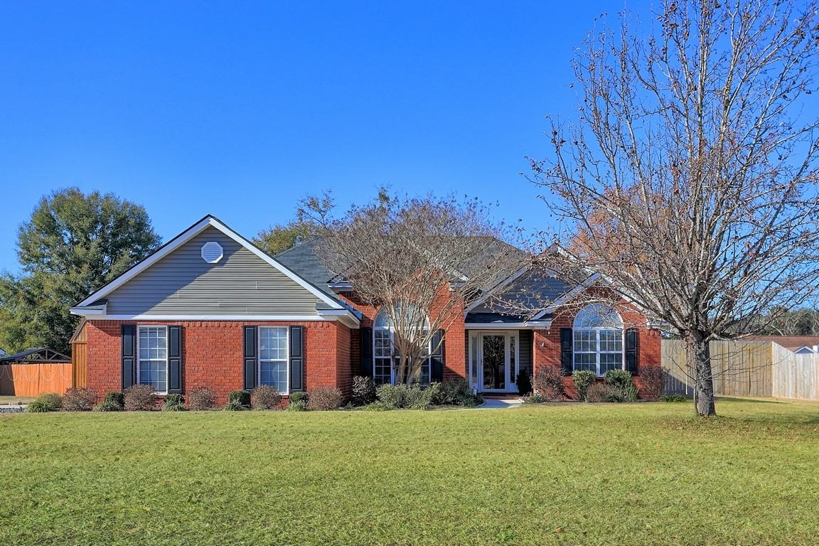 204 Birch Dr #1 - Photo 3 of 36