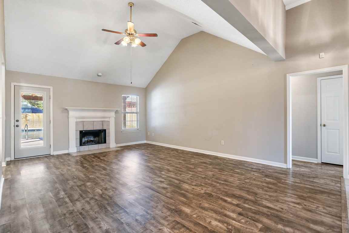 204 Birch Dr #1 - Photo 6 of 36