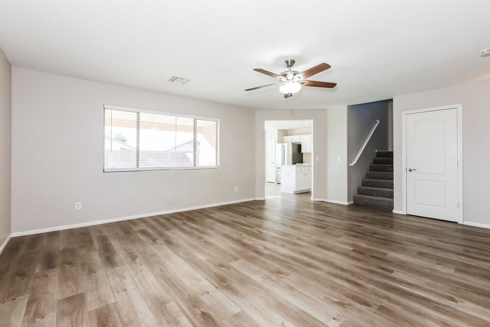 1361 E Ryan Rd - Photo 4 of 17