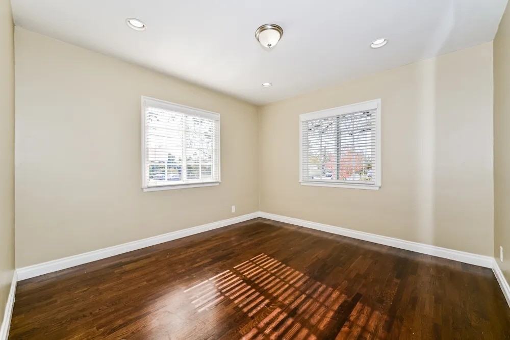 7532 Radford Ave #NA - Photo 7 of 11