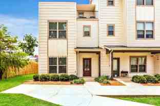 208 Thompson Park Dr - Photo 1 of 1