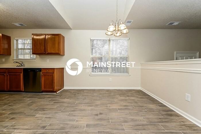 4610 Idlewood Park - Photo 4 of 19