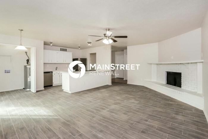 603 Woodcrest Way - Photo 4 of 18