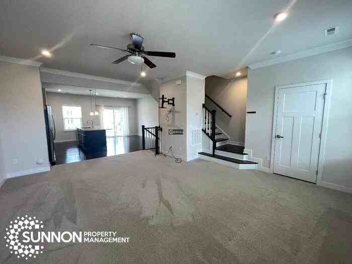 10720 Overlook Mountain Dr - Photo 4 of 15