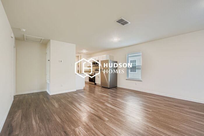 3105 Barling St - Photo 6 of 14