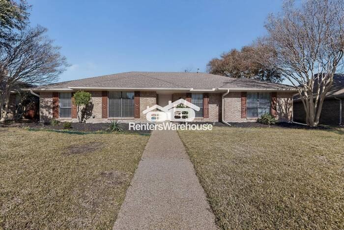 2409 Acacia St - Photo 4 of 48