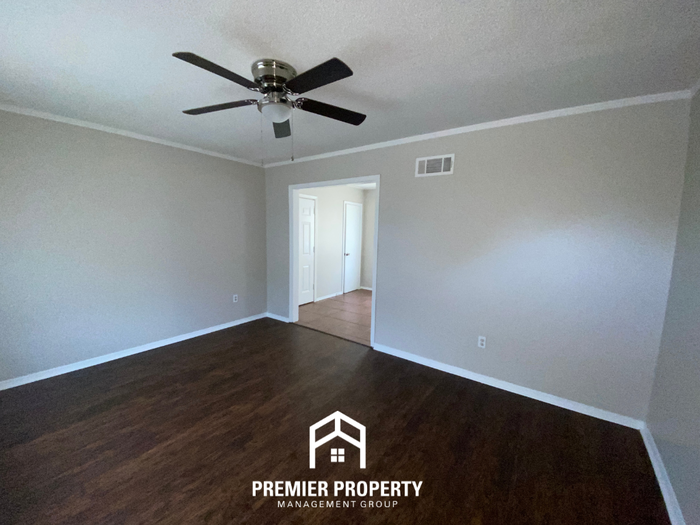 4155 Windermere Rd - Photo 3 of 15