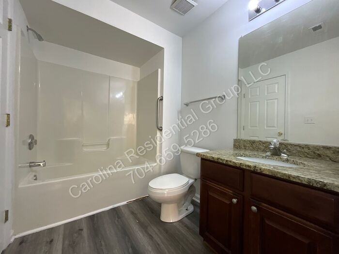 15709 Castle Watch Ave - Photo 6 of 17