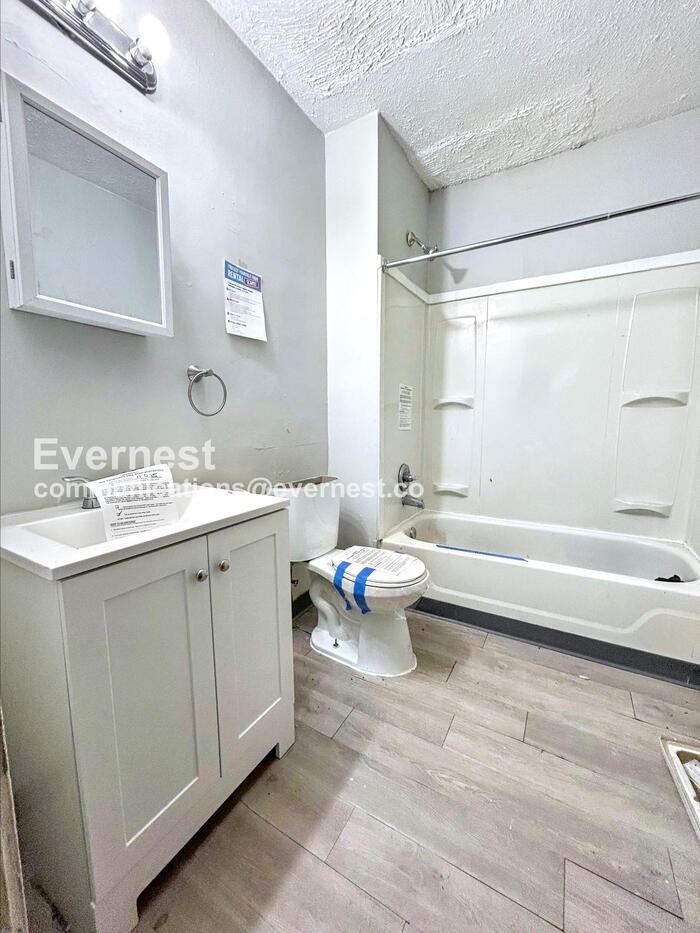 12110 Lenacrave Ave #2 - Photo 7 of 20