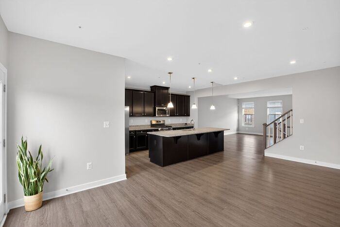 14935 Ring House Rd - Photo 4 of 15