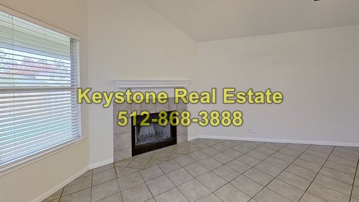 903 Lantana Ln - Photo 6 of 36