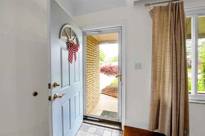 28314 James Dr - Photo 2 of 20