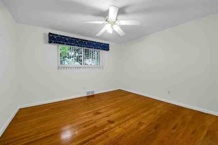 28314 James Dr - Photo 5 of 20