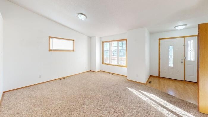 3029 Stonewall Dr - Photo 3 of 7