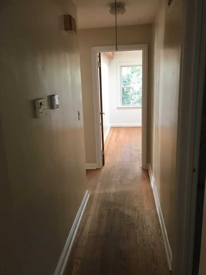 1933 Kilburn Dr Ne - Photo 2 of 9