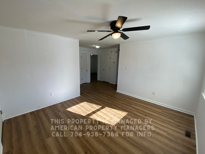 3818 Vanderburg Dr - Photo 2 of 9