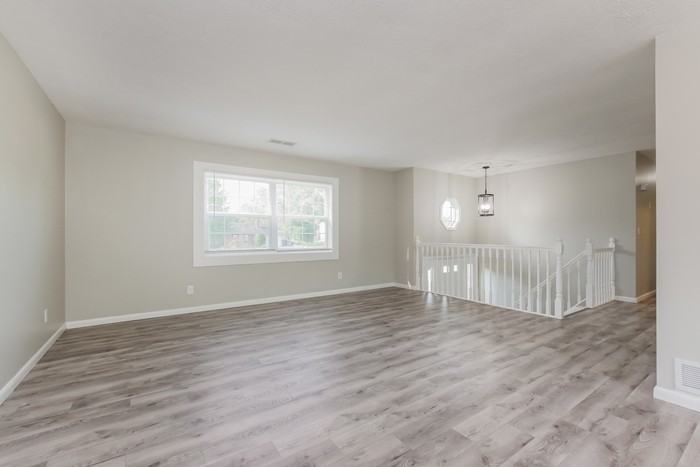 6228 S Lakeview Dr - Photo 4 of 11