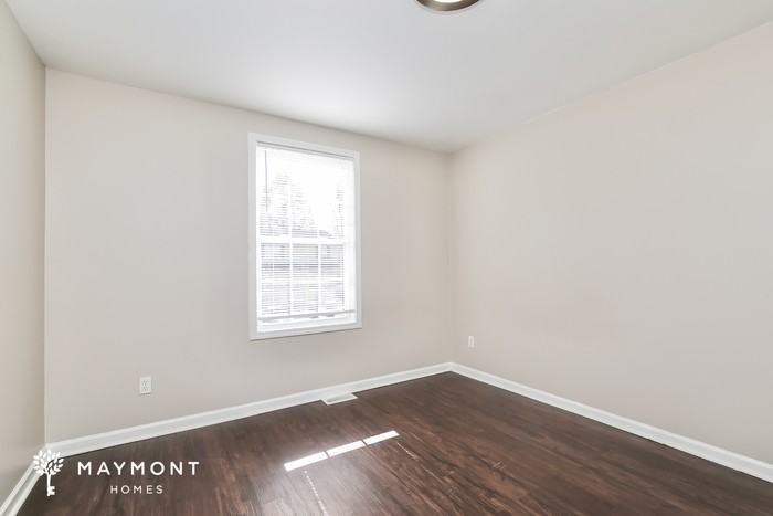 4015 Mountainridge Dr - Photo 6 of 11