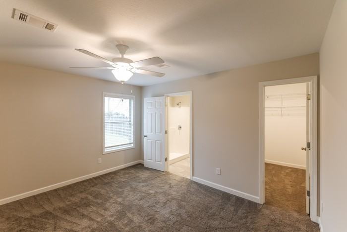 111 Wexford Way - Photo 6 of 12