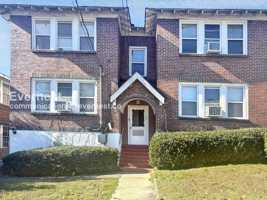 featured image of 904 3rd St W #C